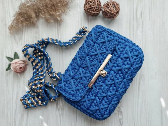 Download Crochet Pattern Women Mini Handbag PDF - Premium Resources